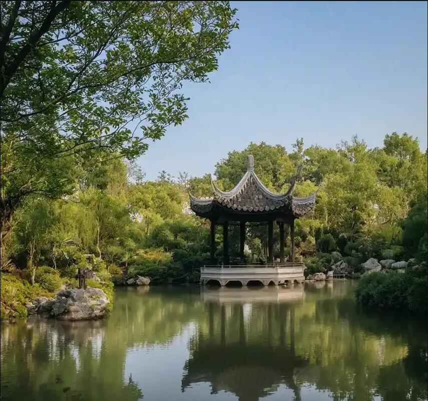 雷州雪旋土建有限公司